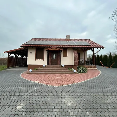 Caloroczny Domek Nad Jeziorem - Balia Z Jacuzzi Balewo  Exterior photo