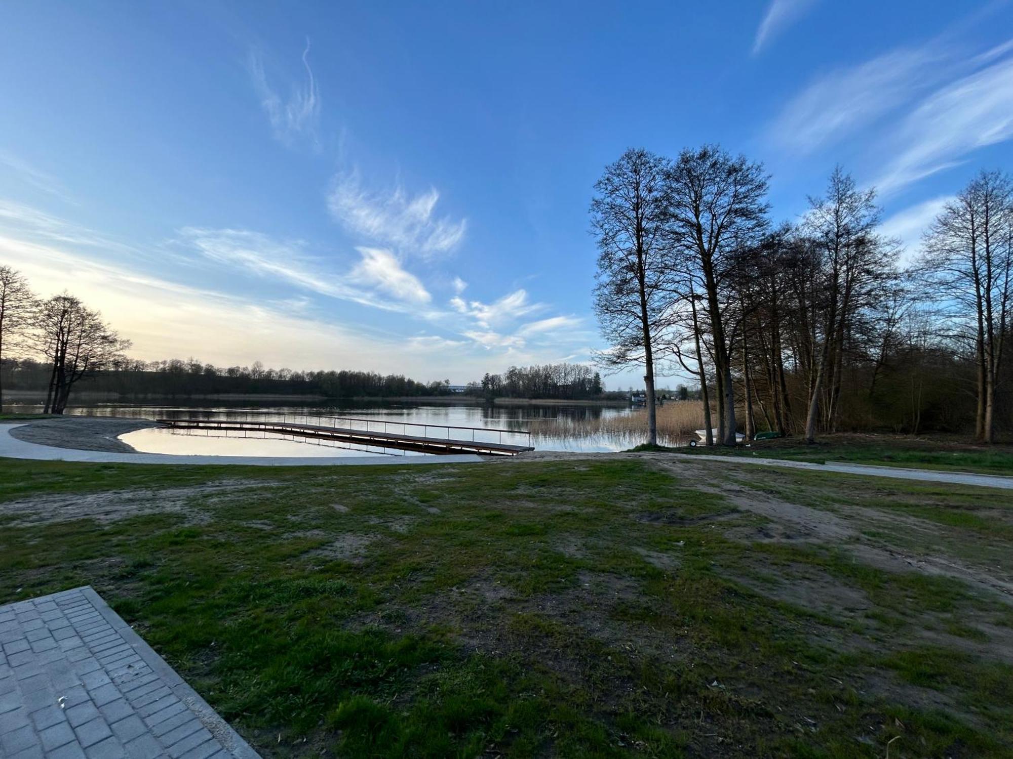 Caloroczny Nad Jeziorem - Balia Z Jacuzzi Ferienhaus